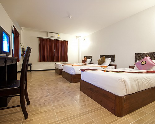 Triple Deluxe Room